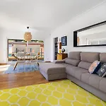 Σπίτι διακοπών Whome Poolside Paradise, Your Dream Retreat In With S-pool, Gym And Parking Κασκαΐς