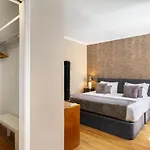 Whome Poolside Paradise, Your Dream Retreat In With S-pool, Gym And Parking Κασκαΐς