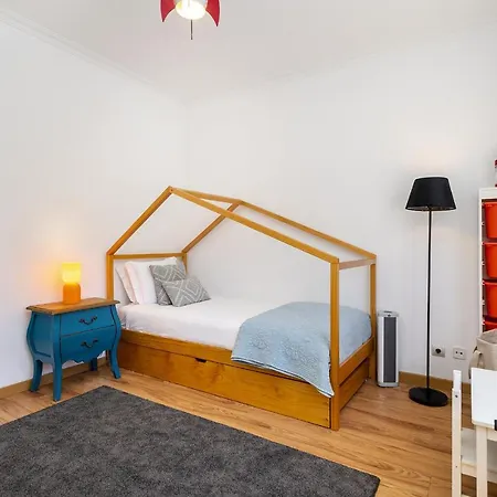 Whome Poolside Paradise, Your Dream Retreat In With S-pool, Gym And Parking 度假居 *