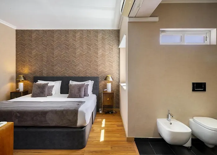Whome Poolside Paradise, Your Dream Retreat In With S-pool, Gym And Parking