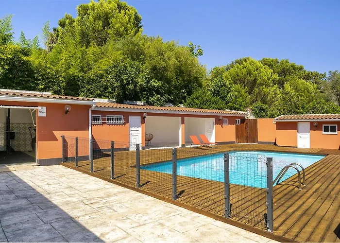 בית נופש Whome Poolside Paradise, Your Dream Retreat In With S-pool, Gym And Parking