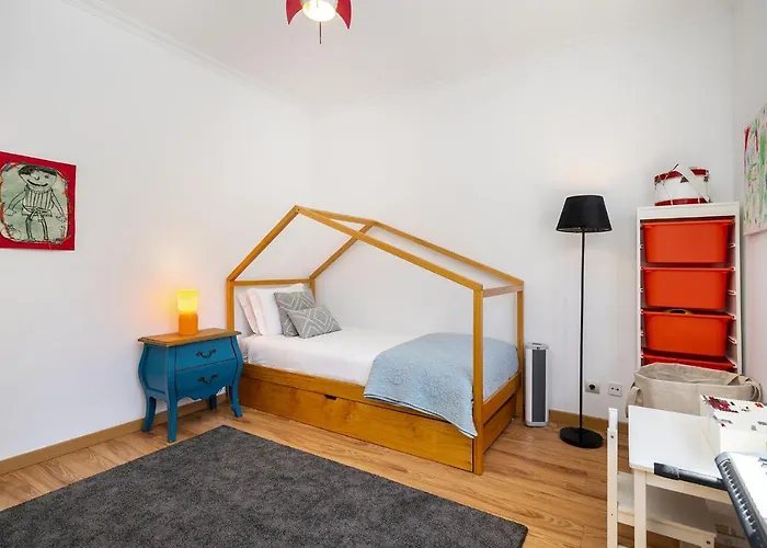 Whome Poolside Paradise, Your Dream Retreat In With S-pool, Gym And Parking Ferienhaus *